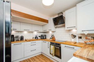 Photo 11- click for photo gallery